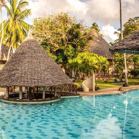 Neptune Palm Beach Boutique Resort & Spa Galu Esterno foto