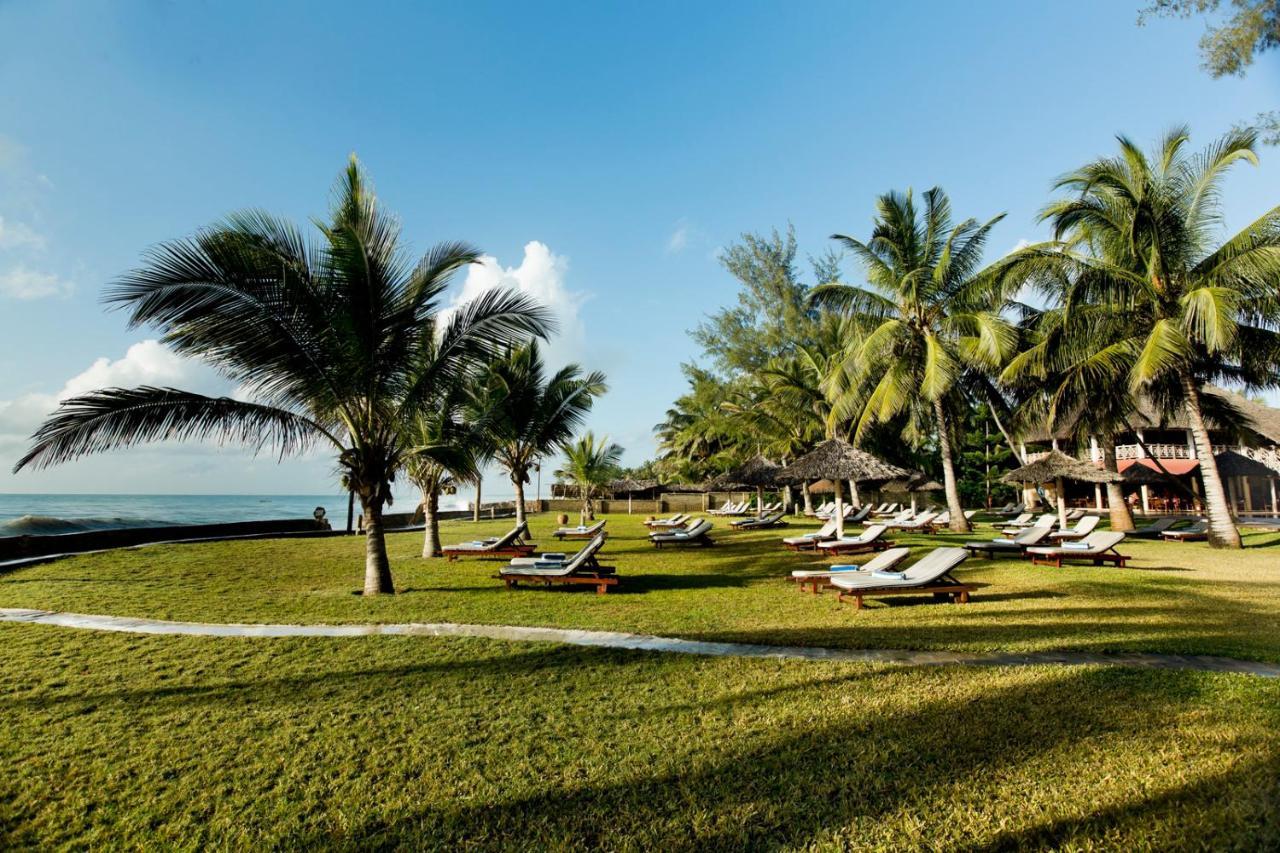 Neptune Palm Beach Boutique Resort & Spa Galu Esterno foto