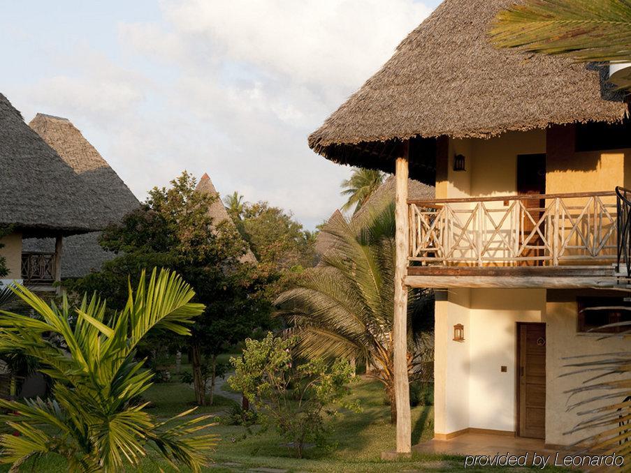 Neptune Palm Beach Boutique Resort & Spa Galu Esterno foto