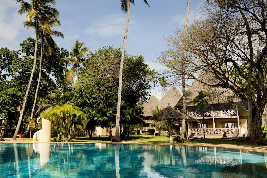 Neptune Palm Beach Boutique Resort & Spa Galu Esterno foto