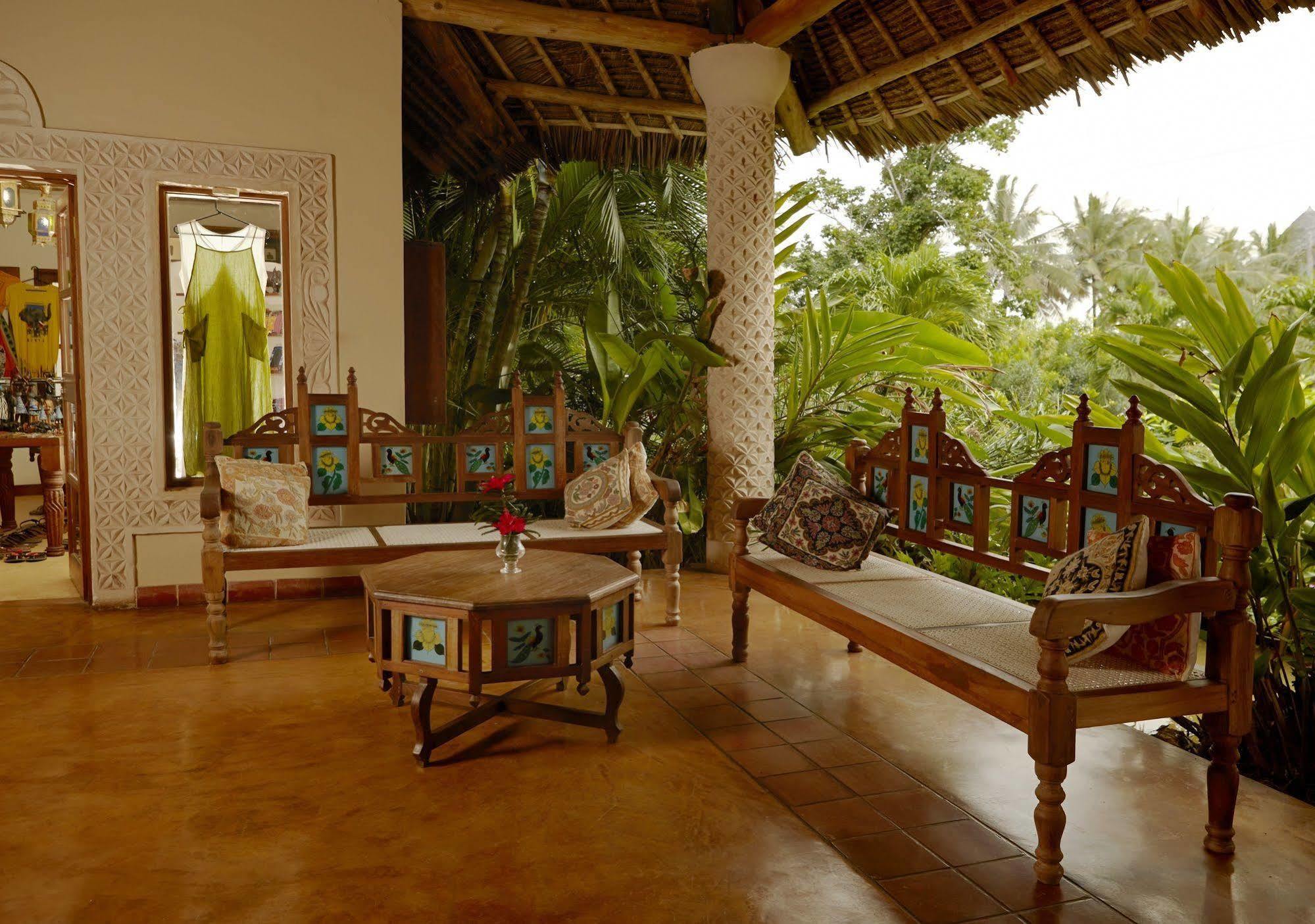 Neptune Palm Beach Boutique Resort & Spa Galu Esterno foto