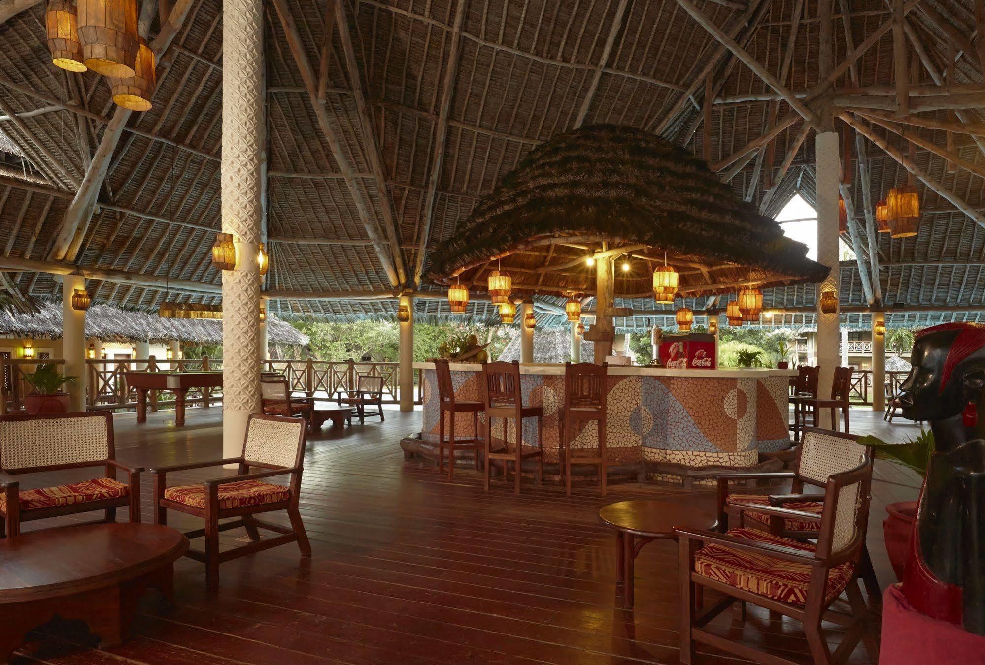 Neptune Palm Beach Boutique Resort & Spa Galu Esterno foto