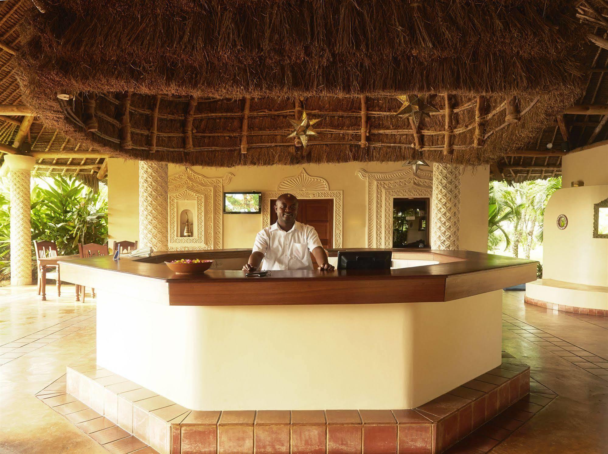 Neptune Palm Beach Boutique Resort & Spa Galu Esterno foto
